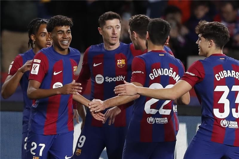 لاعبو برشلونة