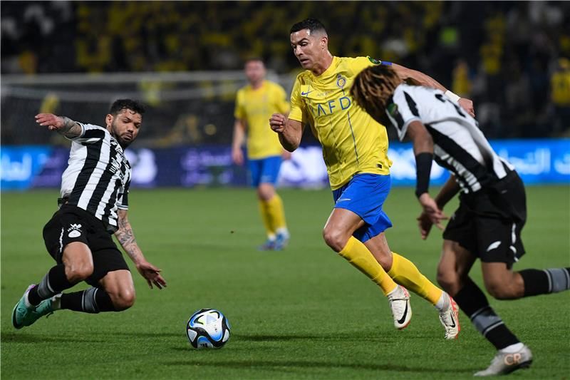 لقاء سابق بين النصر والشباب