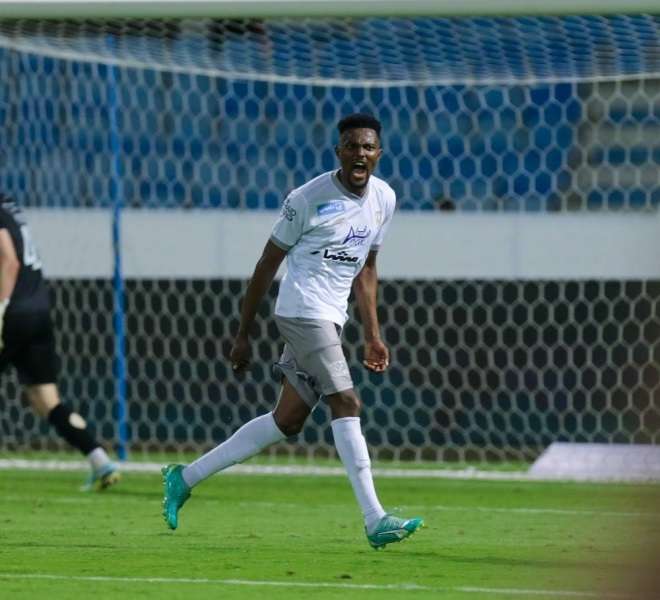 بيرنارد مينساه