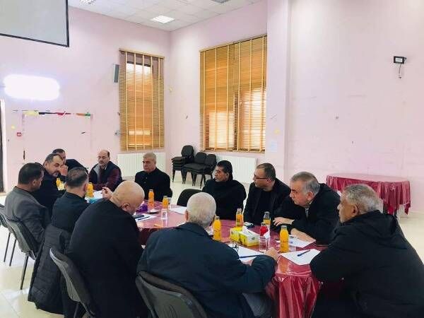 من الاجتماع