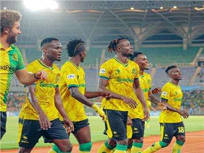 لاعبو يانج أفريكانز