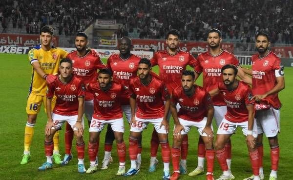 لاعبو النجم الساحلي