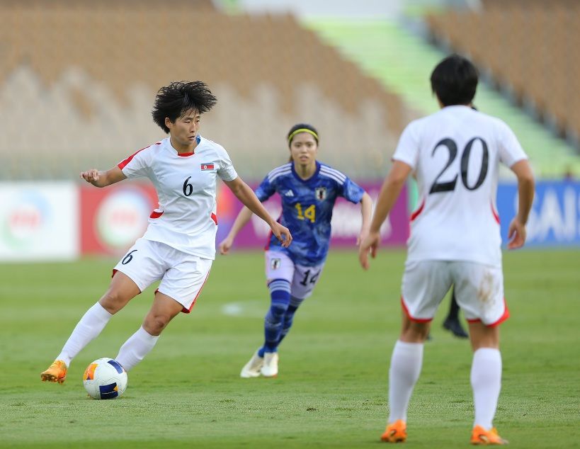 من لقاء كوريا الشمالية واليابان في جدة السعودية