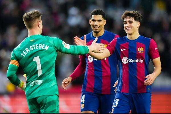 لاعبو برشلونة