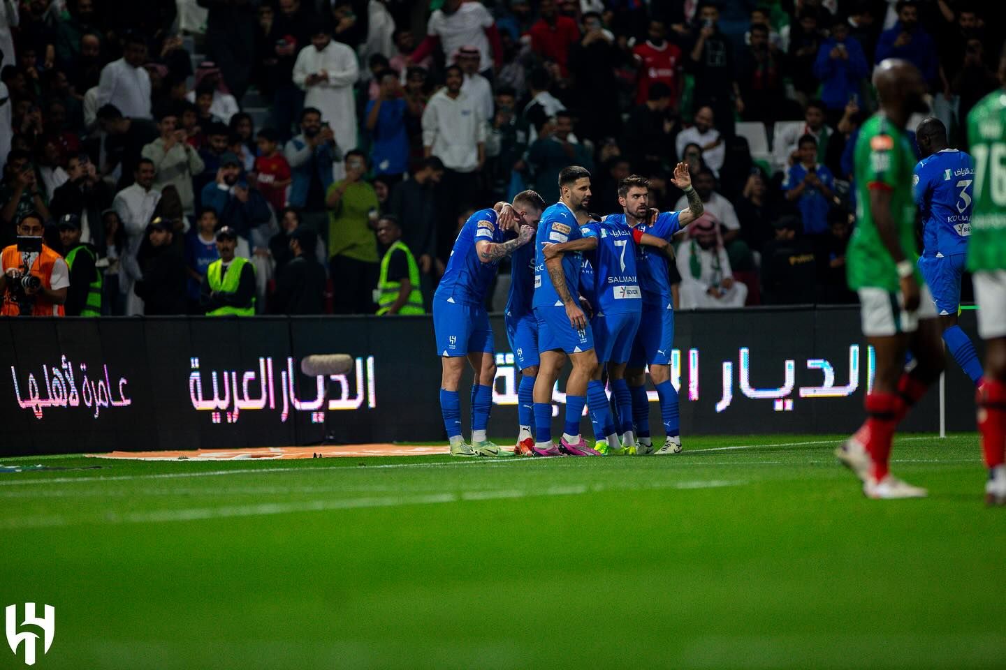 لاعبو الهلال