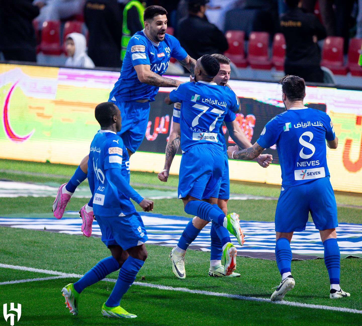 لاعبو الهلال