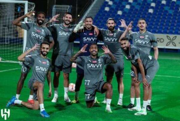 لاعبو الهلال