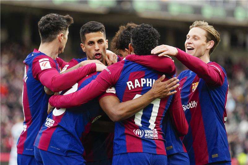 لاعبو برشلونة