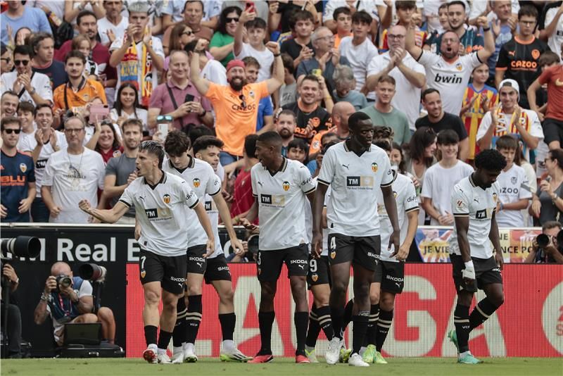 لاعبو فالنسيا