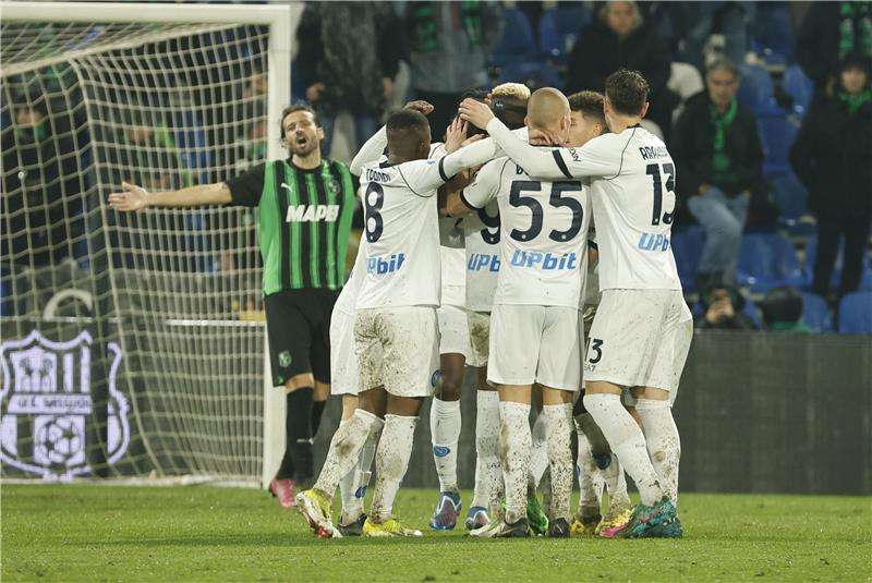 لاعبو نابولي