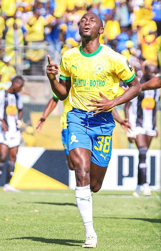 فرحة لاعب صن داونز