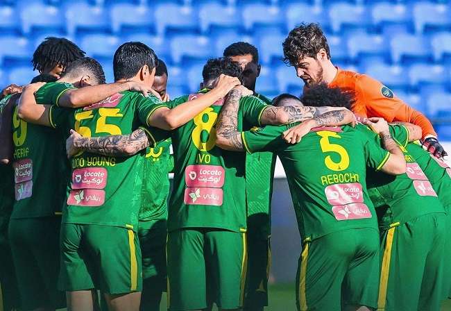 لاعبو الخليج