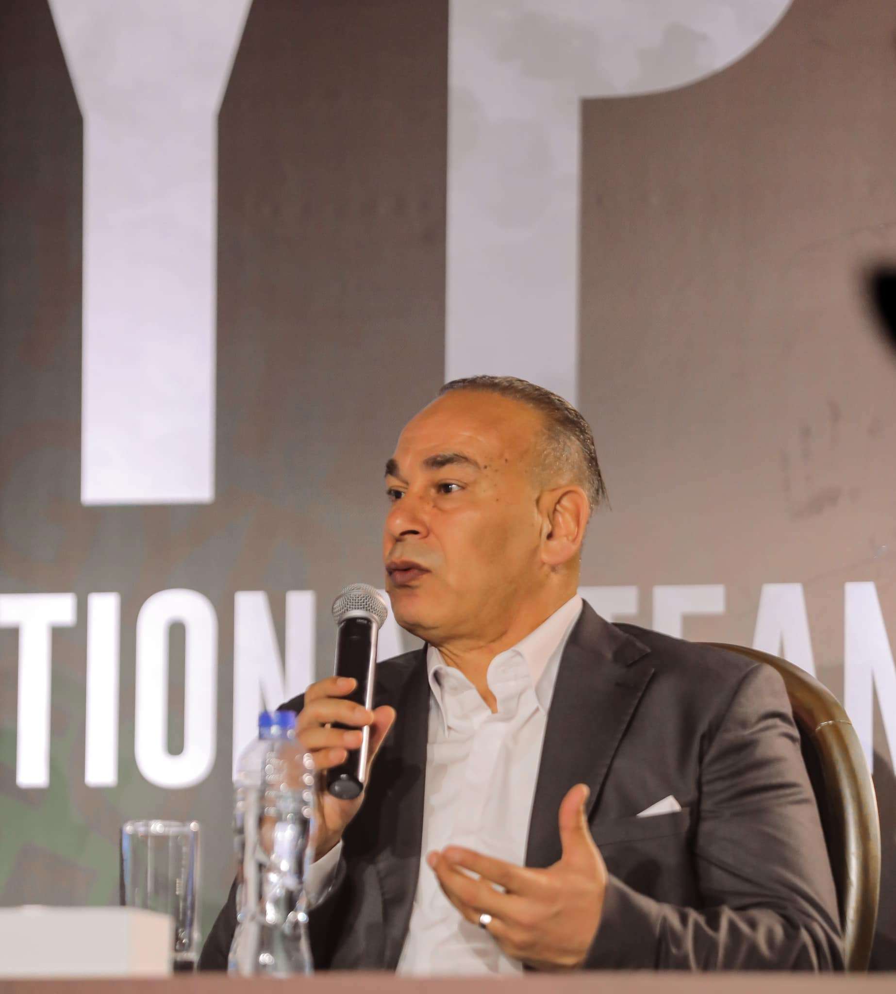 إبراهيم حسن