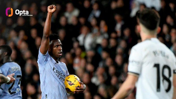 a973d564-4384-4368-8807-9362d4b78038