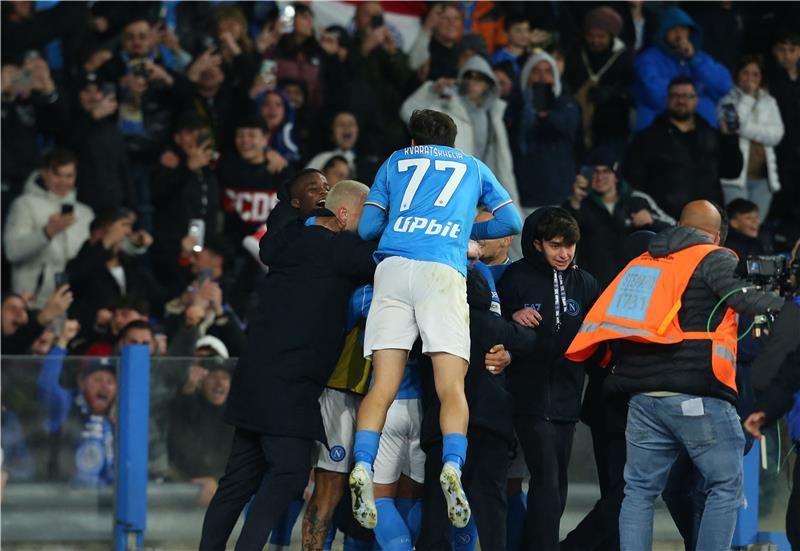 فرحة لاعبي نابولي