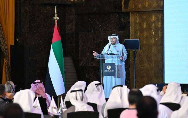 من الفاعليات