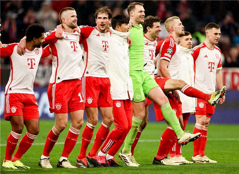 احتفال لاعبي بايرن ميونخ