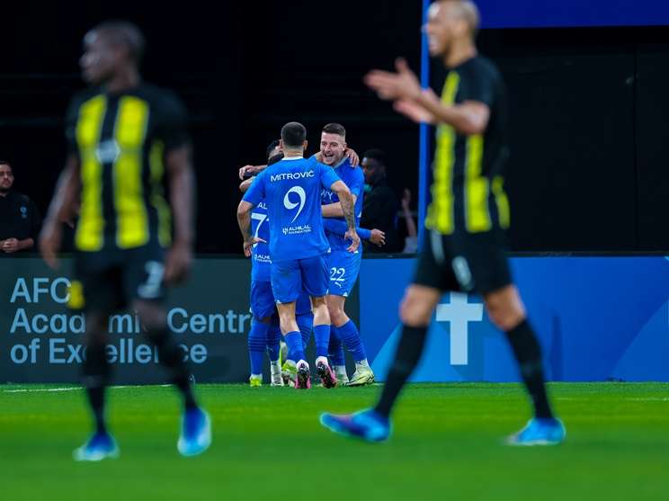 سافيتش مع لاعبي الهلال