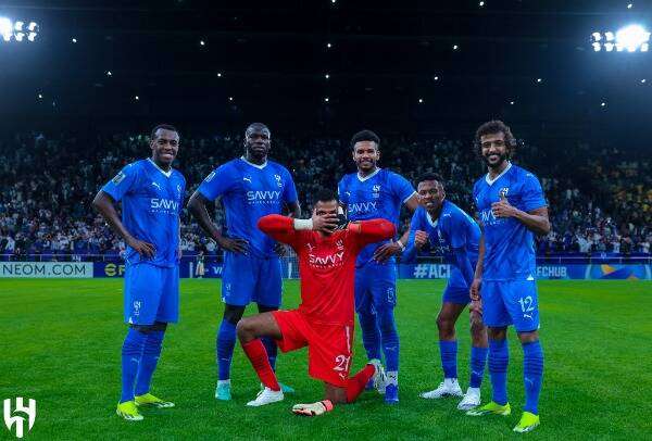 الهلال