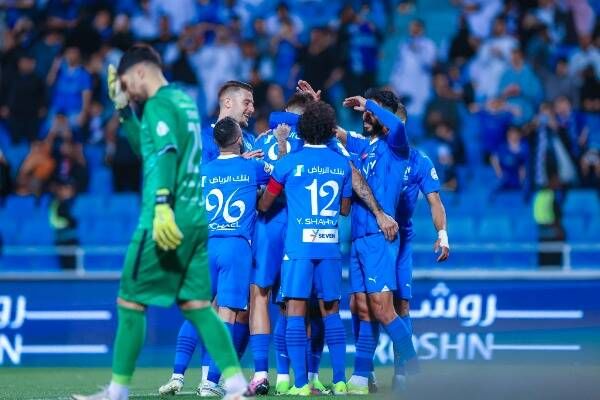لاعبو الهلال