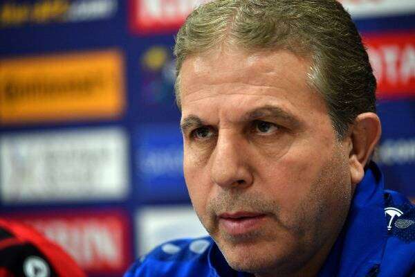 أيمن الحكيم