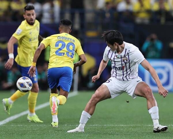 من اللقاء
