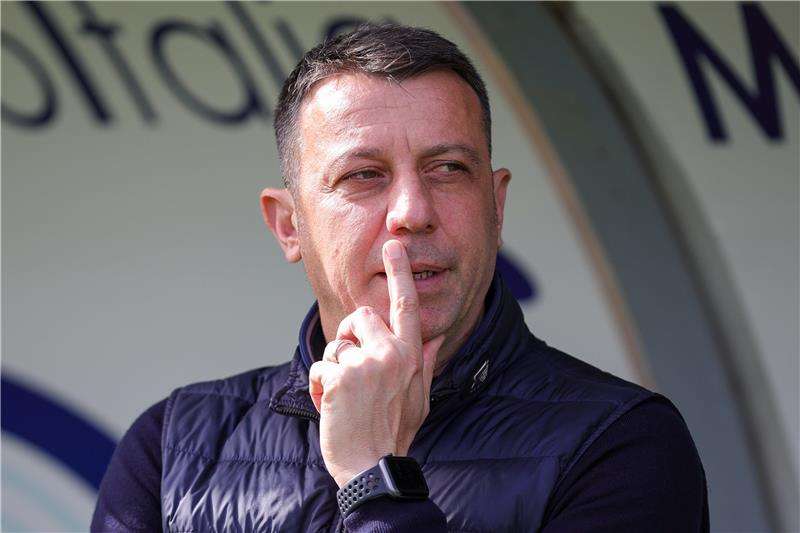 روبرتو دافيرسا