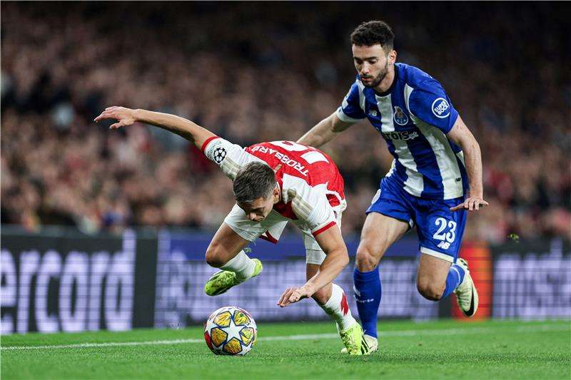 من دوري أبطال أوروبا