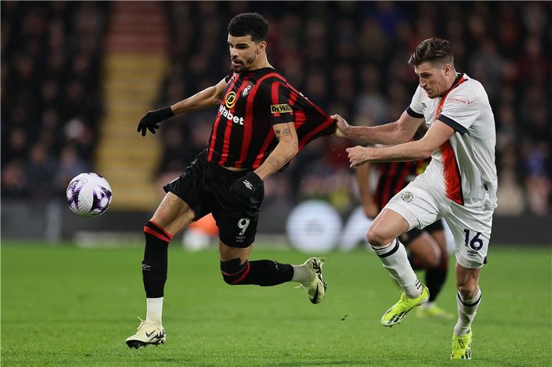 من مبارة بورنموث ولوتون تاون