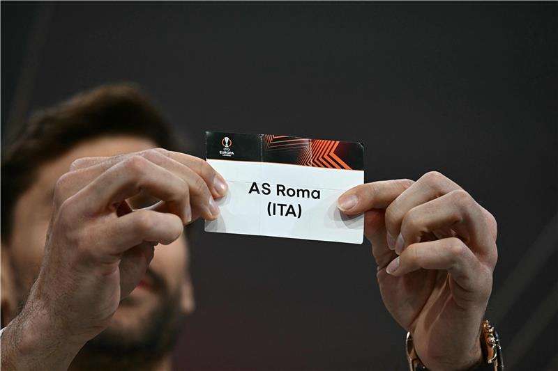 من سحب القرعة