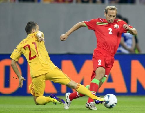 2011-10-07t185534z_01_lju06_rtridsp_3_soccer-euro_reuters