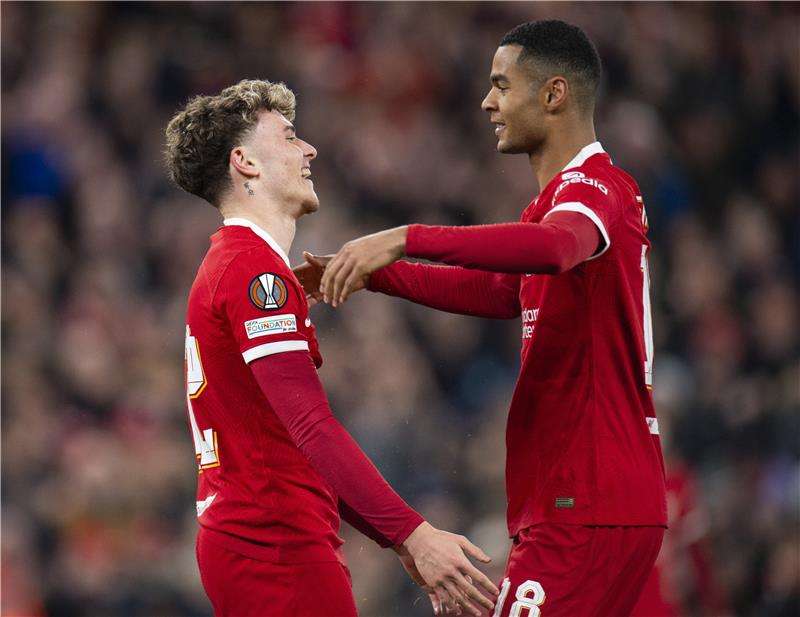 جاكبو (جهة اليمين)