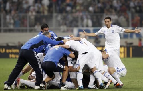 2011-10-07t203752z_01_kar15_rtridsp_3_soccer-euro_reuters