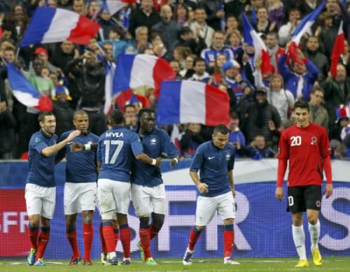 2011-10-07t203936z_01_chp18_rtridsp_3_soccer-euro_reuters