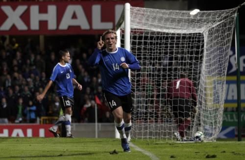 2011-10-07t210305z_01_cmn04_rtridsp_3_soccer-euro_reuters