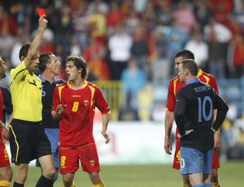 2011-10-07t205919z_01_nvr22_rtridsp_3_soccer-euro_reuters