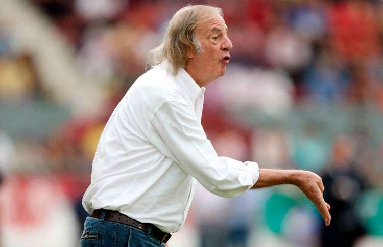 سيزار لويس مينوتي