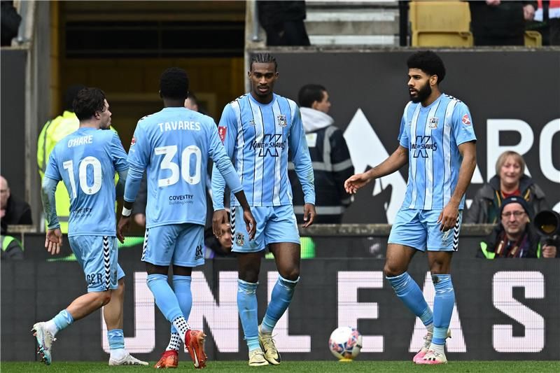 فرحة لاعبي كوفنتري سيتي