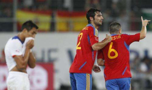 2011-09-02t202004z_01_sga13_rtridsp_3_soccer-friendly_reuters