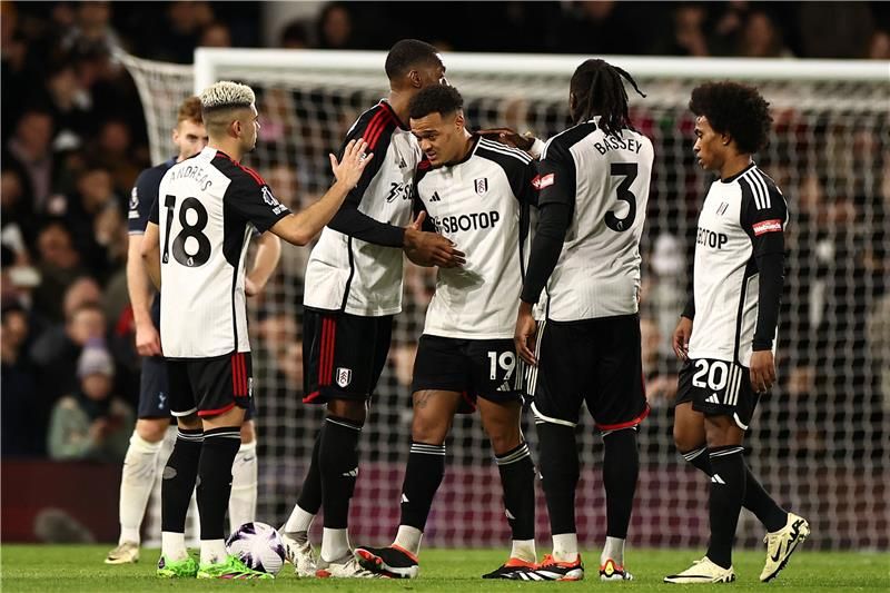 لاعبو فولهام