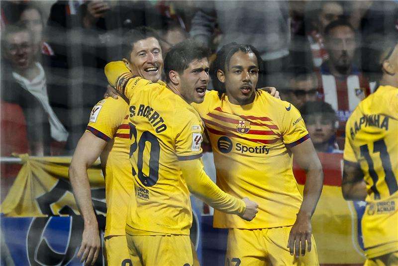 لاعبو برشلونة