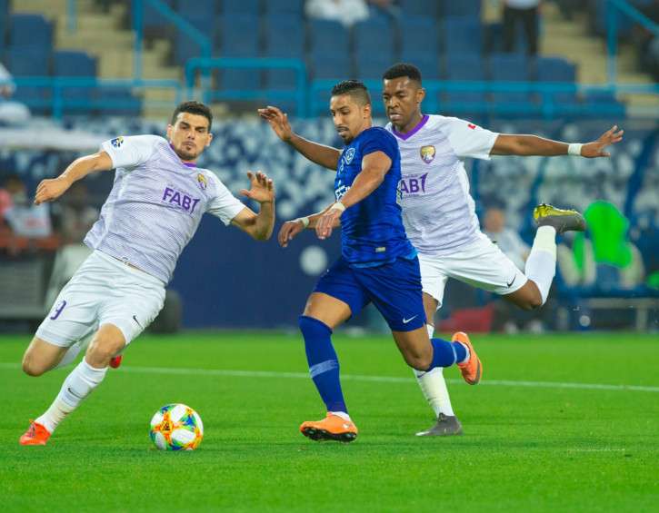 من لقاء سابق بين الهلال والعين