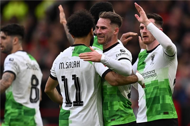 لاعبو ليفربول