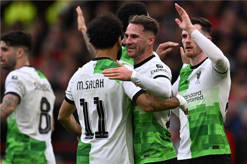 لاعبو ليفربول