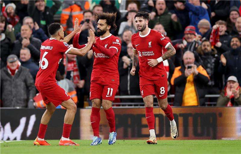 لاعبو ليفربول