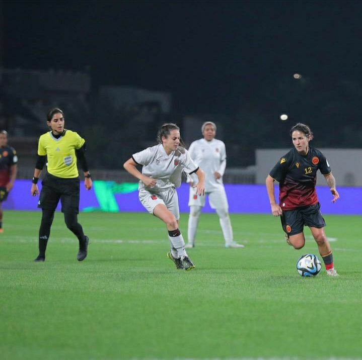 هبة العويضي في لقاء القادسية والرياض