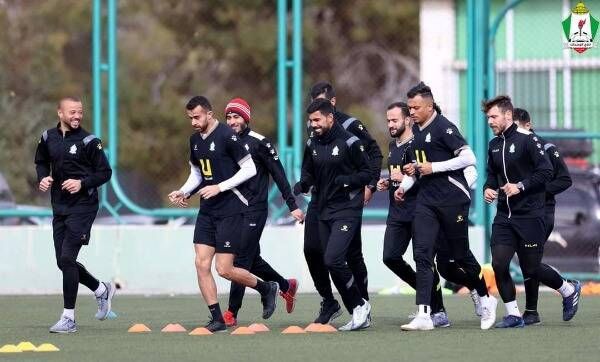 لاعبو الوحدات