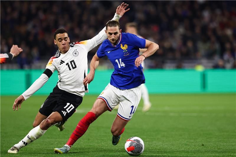 أدريان رابيو