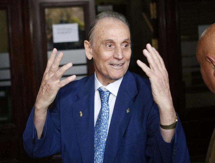 مانويل رويز لوبيرا