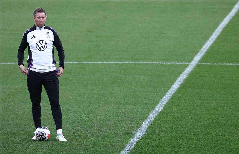 جوليان ناجلسمان